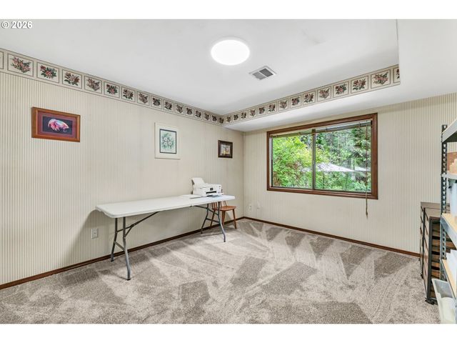 89879 SHEFFLER Rd, Elmira, OR 97437