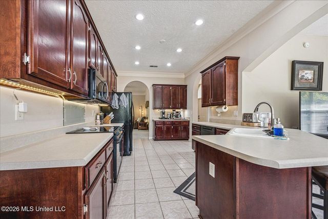 4278 W Elizabeth Circle, Olive Branch, MS 38654