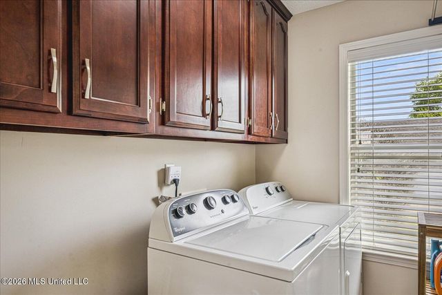 4278 W Elizabeth Circle, Olive Branch, MS 38654