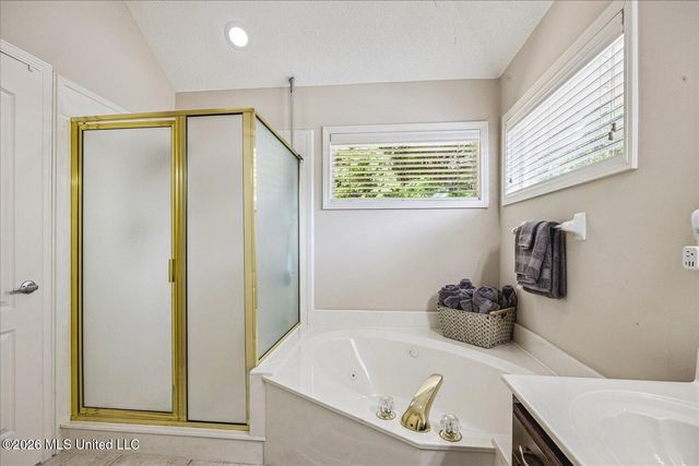 4278 W Elizabeth Circle, Olive Branch, MS 38654