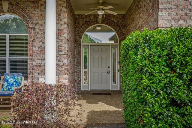 4278 W Elizabeth Circle, Olive Branch, MS 38654