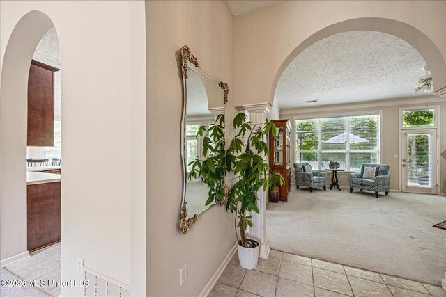 4278 W Elizabeth Circle, Olive Branch, MS 38654