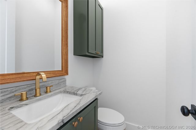 402 S Wyandotte Avenue, Bartlesville, OK 74003