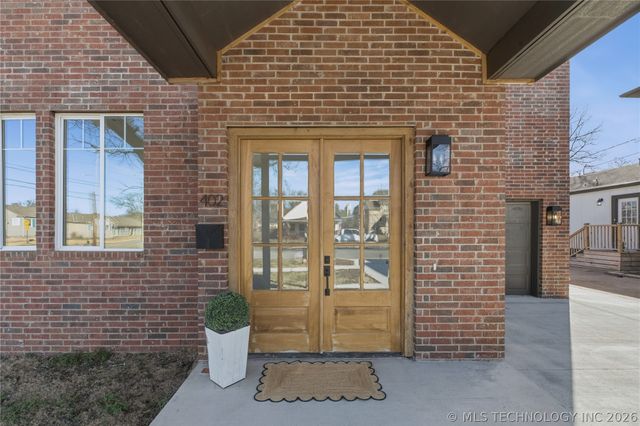 402 S Wyandotte Avenue, Bartlesville, OK 74003