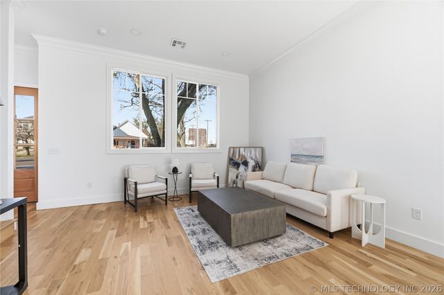 402 S Wyandotte Avenue, Bartlesville, OK 74003