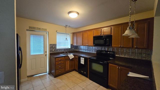 3124 BAYBRIAR, Baltimore, MD 21222