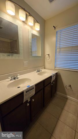 3124 BAYBRIAR, Baltimore, MD 21222