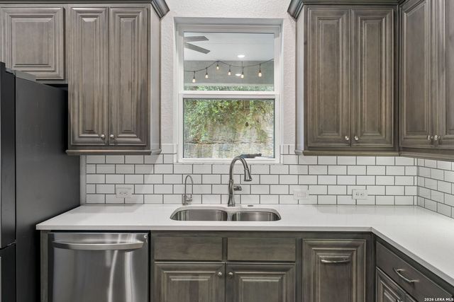 8529 Dana Elms, Boerne, TX 78015