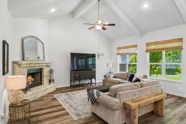 8529 Dana Elms, Boerne, TX 78015