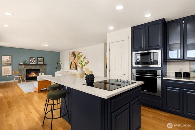 8226 Granite Drive NW, Gig Harbor, WA 98329