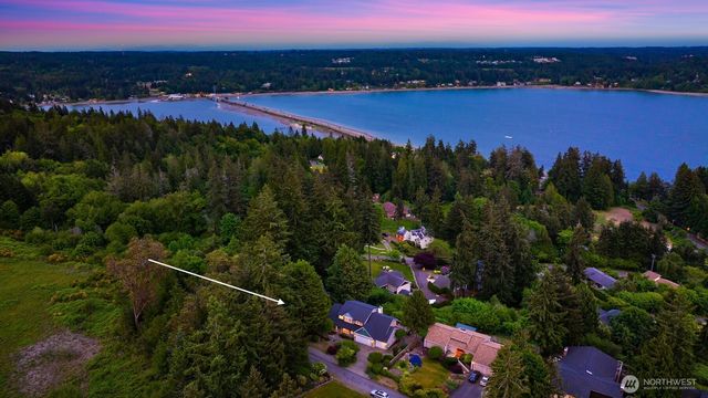 8226 Granite Drive NW, Gig Harbor, WA 98329