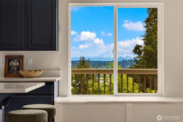 8226 Granite Drive NW, Gig Harbor, WA 98329