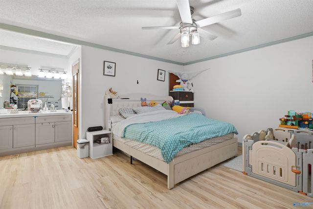 3606 Cedarhill Avenue NW, Huntsville, AL 35810