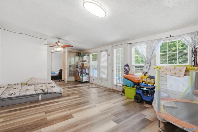 3606 Cedarhill Avenue NW, Huntsville, AL 35810