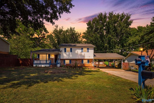 3606 Cedarhill Avenue NW, Huntsville, AL 35810