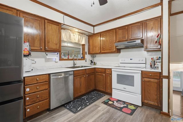 3606 Cedarhill Avenue NW, Huntsville, AL 35810
