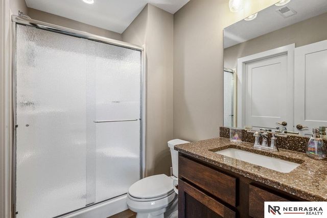 7322 N 168th Avenue, Bennington, NE 68007