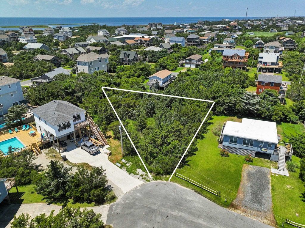 Image 1 of property listing at 0 Bosun Court Lot 18, Salvo, NC 27972