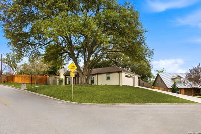 7511 Robin Rest, San Antonio, TX 78209