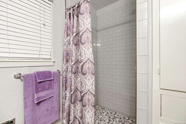 7511 Robin Rest, San Antonio, TX 78209