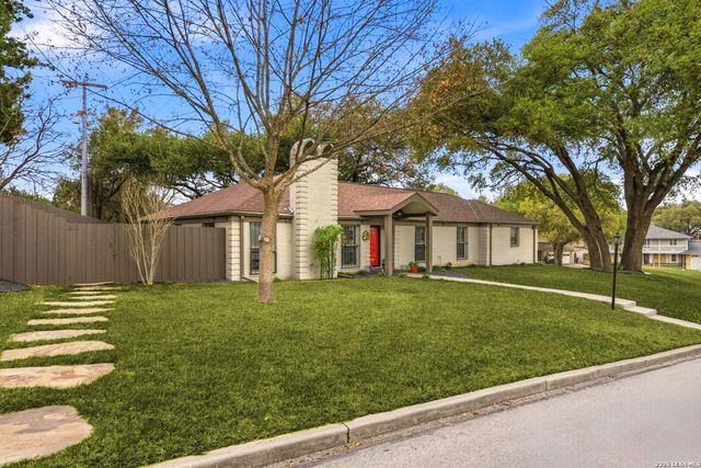 7511 Robin Rest, San Antonio, TX 78209