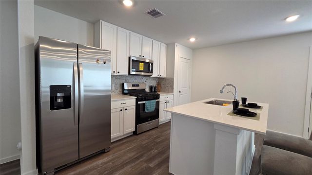 40934 Seasoned Oak Lane, Magnolia, TX 77354