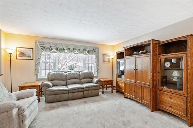 21 Kim Lane, Milton, VT 05468