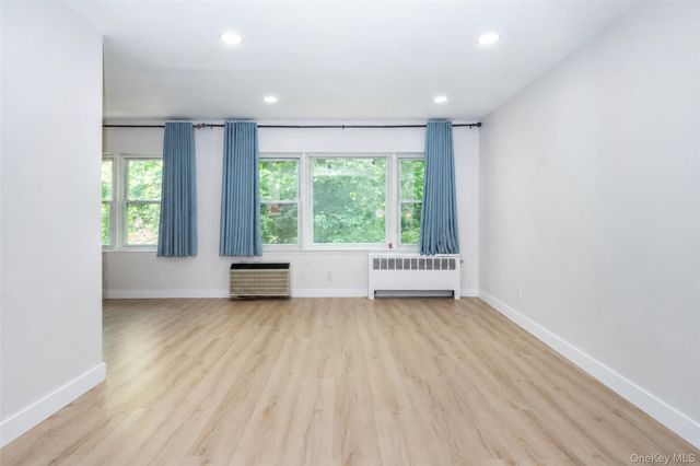 643 Pelham Road 4D, New Rochelle, NY 10805