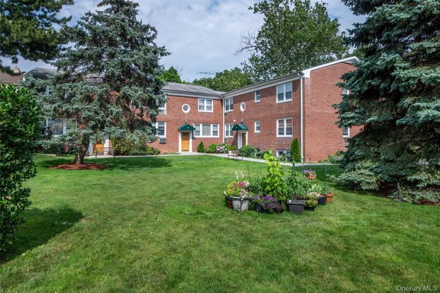 643 Pelham Road 4D, New Rochelle, NY 10805