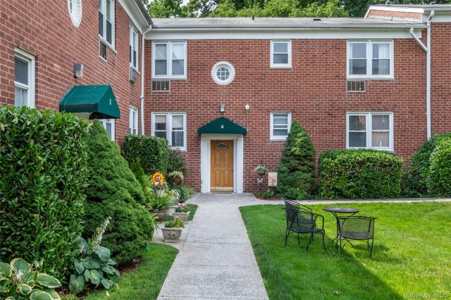 643 Pelham Road 4D, New Rochelle, NY 10805