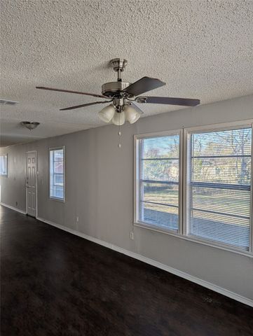 4655 Norris Street, Fort Worth, TX 76105