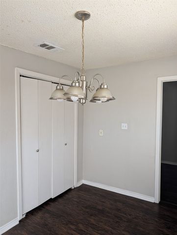 4655 Norris Street, Fort Worth, TX 76105