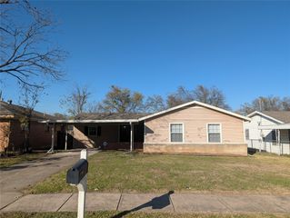 4655 Norris Street, Fort Worth, TX 76105