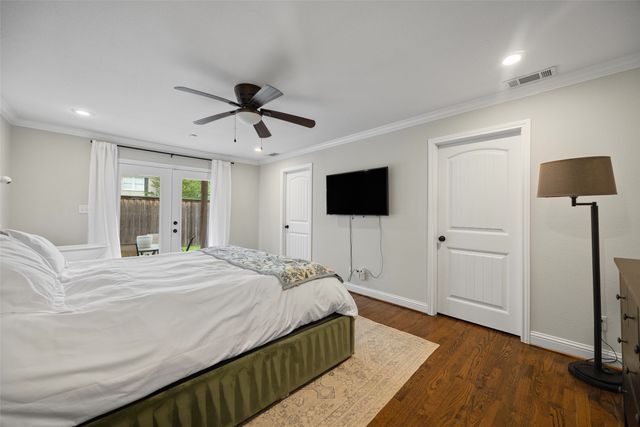 5947 Mercedes Avenue, Dallas, TX 75206