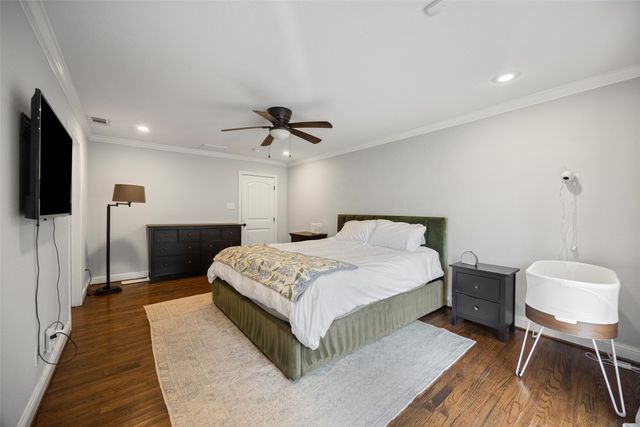 5947 Mercedes Avenue, Dallas, TX 75206