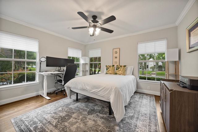 5947 Mercedes Avenue, Dallas, TX 75206