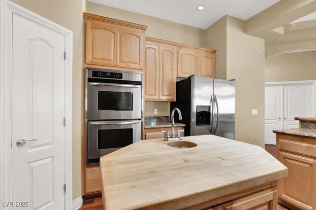 4574 Sheri Lyn Court, Las Vegas, NV 89121