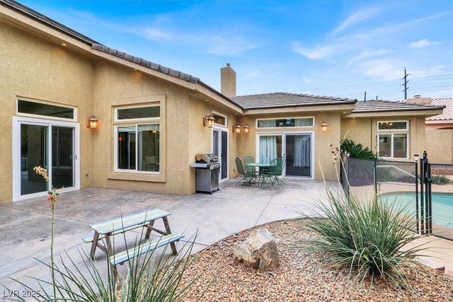 4574 Sheri Lyn Court, Las Vegas, NV 89121