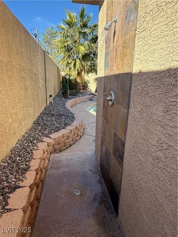 4574 Sheri Lyn Court, Las Vegas, NV 89121