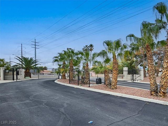 4574 Sheri Lyn Court, Las Vegas, NV 89121