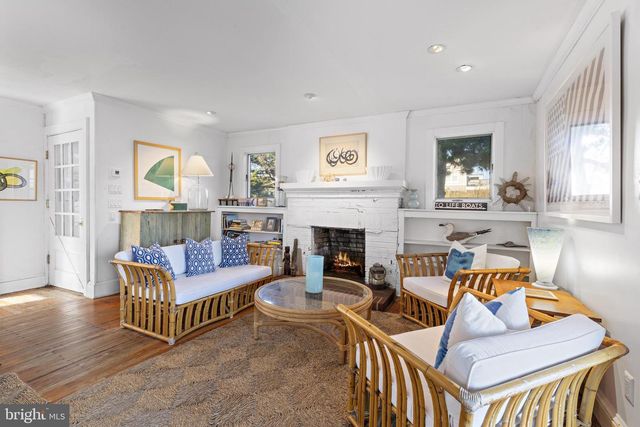 6 N 4TH ST, Surf City, NJ 08008