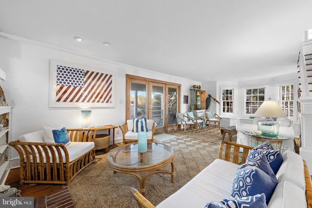 6 N 4TH ST, Surf City, NJ 08008