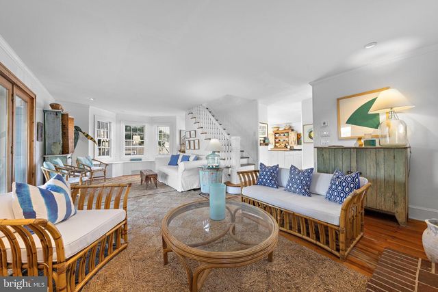 6 N 4TH ST, Surf City, NJ 08008