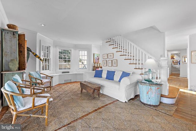 6 N 4TH ST, Surf City, NJ 08008