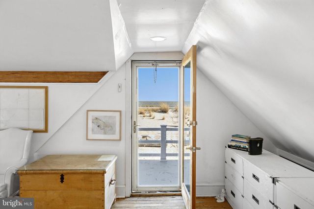 6 N 4TH ST, Surf City, NJ 08008