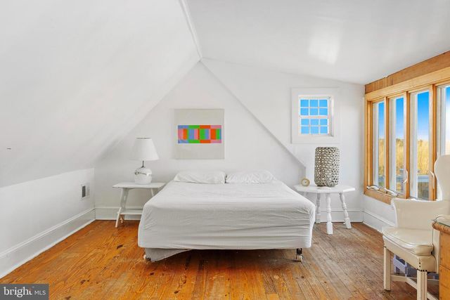 6 N 4TH ST, Surf City, NJ 08008