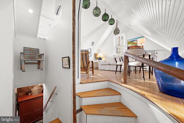 6 N 4TH ST, Surf City, NJ 08008