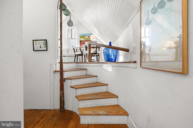 6 N 4TH ST, Surf City, NJ 08008