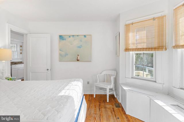 6 N 4TH ST, Surf City, NJ 08008