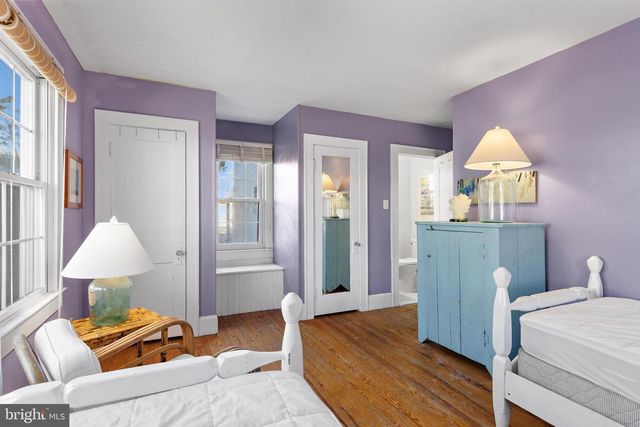 6 N 4TH ST, Surf City, NJ 08008